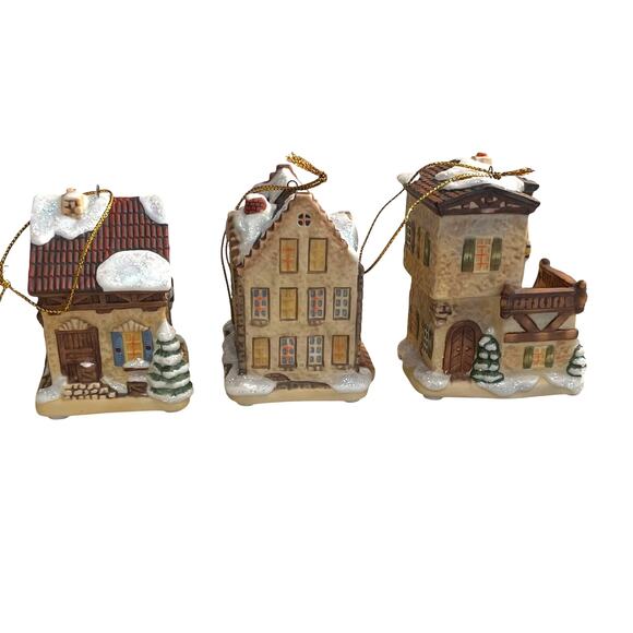 VTG M.I. Hummel Bavarian Village Christmas Ornaments Set of 3 "Little Shoemaker" - Picture 4 of 8